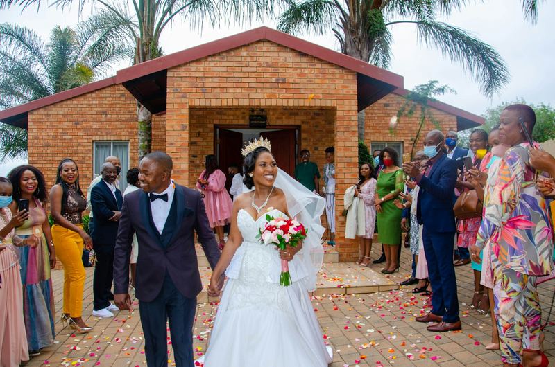 Recién casados el día de su boda